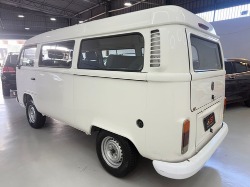 Volkswagen Kombi 1.4 MI STD LOTAÇÃO 8V FLEX 3P MANUAL
