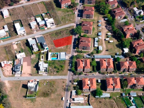 Lote A Mts Del Barrio Don Carlos - Gonnet