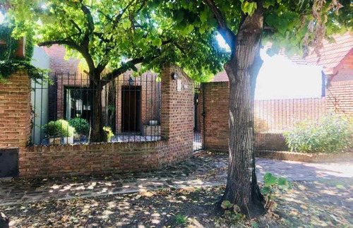 Imagen 2 de 14 de Casa En Venta En Ituzaingo Norte