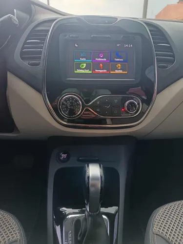 Renault Captur 2.0 Intens Automática