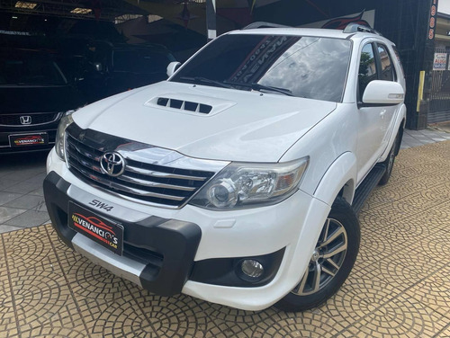Toyota Hilux 3.0 Srv 4x4 Cd 7 Lugares 16v Turbo Intercooler