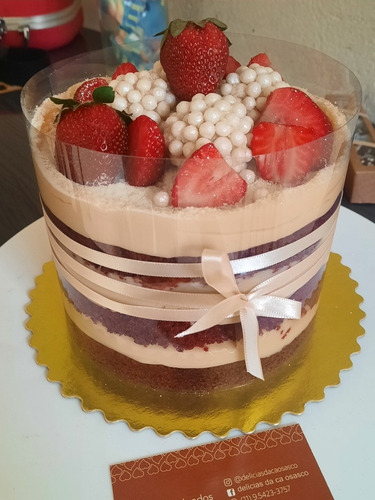 Imagem 1 de 5 de Naked Cake