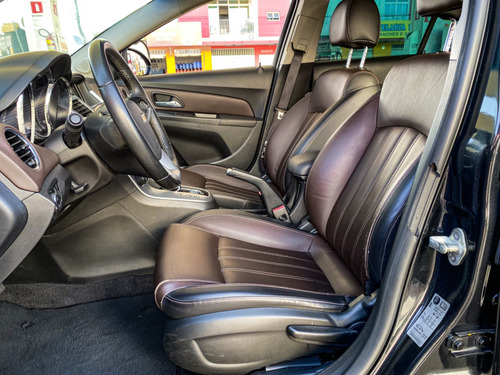 Imagem 11 de 15 de Chevrolet Gm Cruze Ltz 1.8 Preto 2016