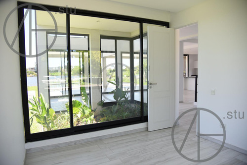 Casa Venta Al Agua Acacias Puertos Escobar