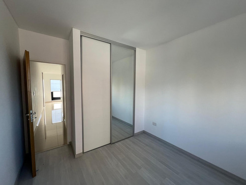 Departamento Tres Ambientes A La Venta En Wilde