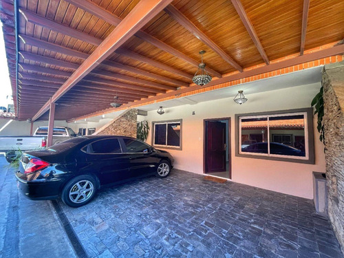 Imagen 2 de 14 de Townhouse En Venta En San Diego Raiza Peña 04122190291 Código 137228