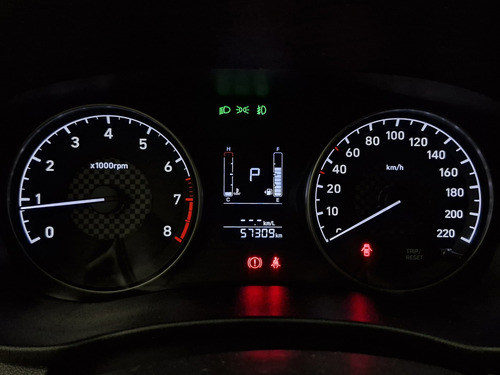 Hyundai HB20X 1.6 16V FLEX VISION AUTOMÁTICO