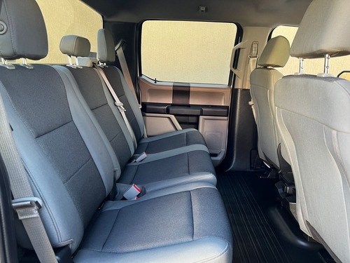 Imagen 10 de 15 de Ford F-150 Blanca 2019 Xlt V6 4x2 Automática Dakkar Autos