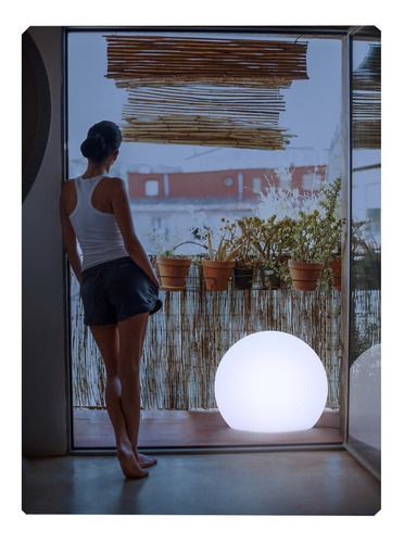 Lampara Esférica Solar Para Exterior Buly 60 Cm Led Colores