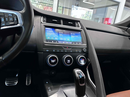 Jaguar E-Pace 2.0 16V P300 GASOLINA R-DYNAMIC SE AWD AUTOMÁTICO