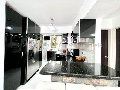 Imagen 5 de 14 de Apto Venta, Clnas. Santa Monica 22-25791 Juan Villarroel 0416 6120354