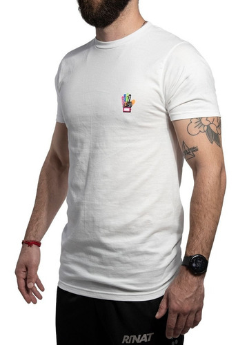 Imagen 2 de 4 de T-shirt Básica Fly Adulto - Blanca