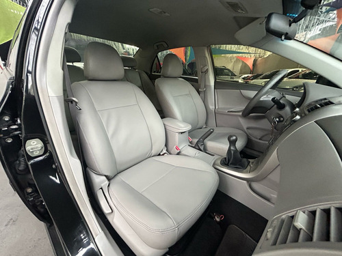 Toyota Corolla 1.8 16v Gli Flex 4p
