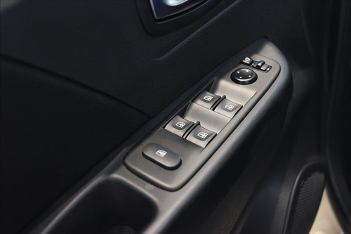 Imagem 9 de 9 de Captur 1.3 Tce Flex Intense X-tronic