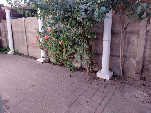 Casa En Venta De 3 Dorm. En Macul