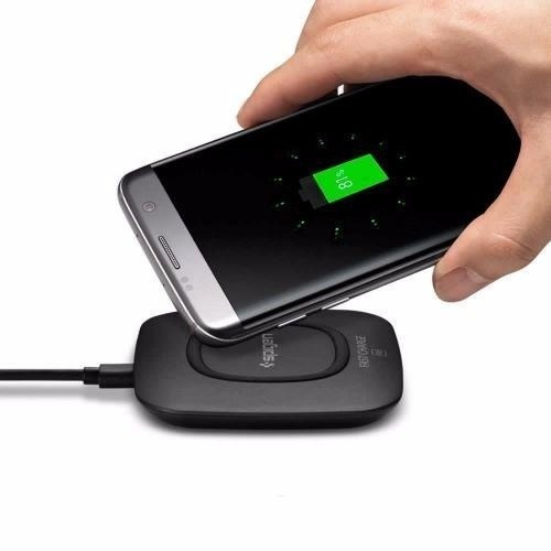 Cargador Spigen Essential  F301W negro