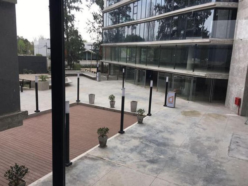 Imagen 3 de 8 de Oficina En Venta En Km41 Premiun Bussines. Acceso Oeste!!