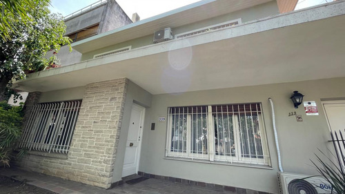 Venta O Alquiler Esplendida Casa - 4dorm Mas Dependencia - La Lucila - Vicente Lopez