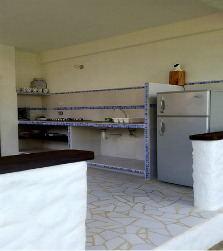 Belklia Giron Vende Posada En Chichiriviche (inc-030)