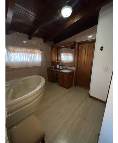 Se Alquila Casa En La Trinidad