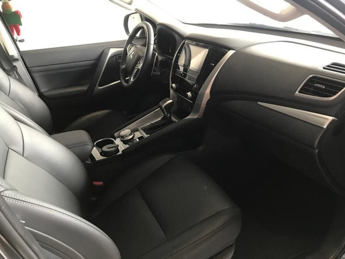 Imagem 9 de 12 de Mitsubishi Pajero Sport Hpe Awd 2.4 16v Mivec Turbo Diesel