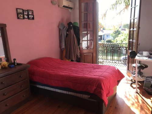 Imagen 11 de 18 de Venta Casa De 2 Plantas En Excelente Ubicación - Francisco Alvarez