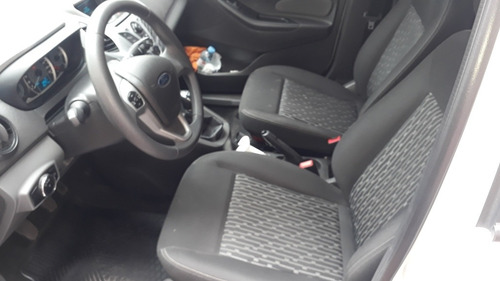 Imagen 3 de 10 de Ford Ka 2018 1.5 Se 5 P