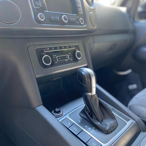 Imagen 9 de 11 de Volkswagen Amarok 2017 2.0 Cd Tdi 180cv 4x4 Black Package At