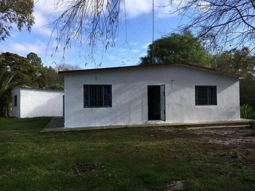 Casa En Venta - 2 Dormitorios 1 Baño - 565mts2 - San Luis