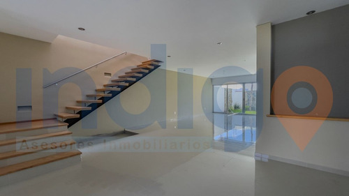 Imagen 12 de 30 de Casa Nueva En Venta En Colinas De Juriquilla Frente A Área V