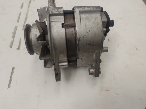 Peugeot 504 Alternador