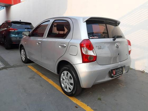 Imagem 6 de 14 de Toyota Etios 1.3 X 16v Flex 4p Mecanico