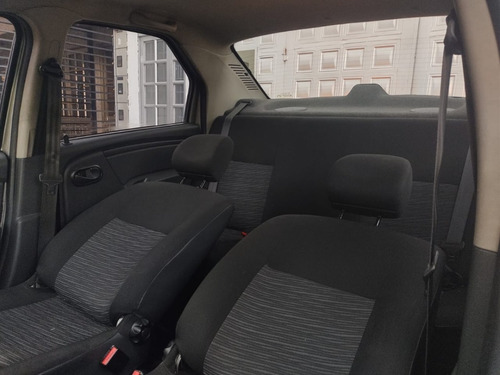 Renault Logan Entry Familier 1.400 Cc Mt