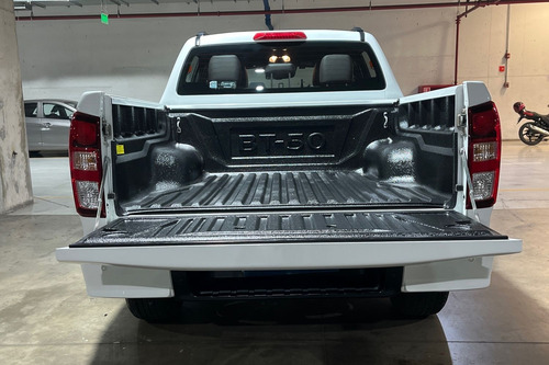 Mazda BT-50 (IN) 3.0 4X4 AUT