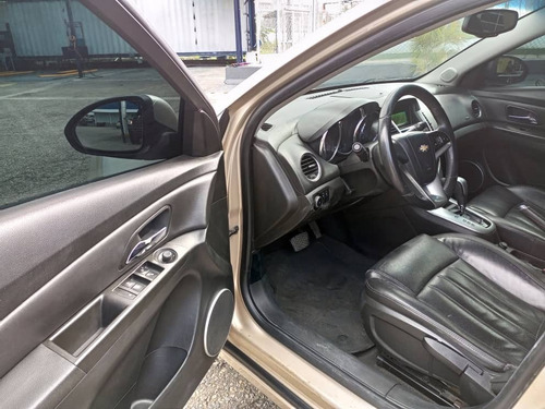 Imagen 11 de 17 de Chevrolet Cruze