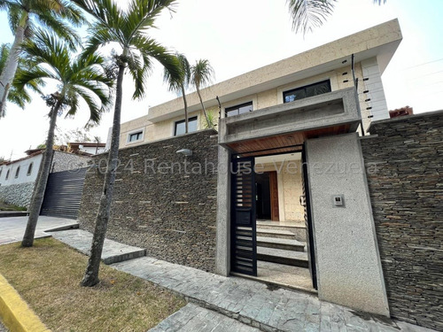 Casa En Venta Macaracuay.amplia,grande,comoda,remodelada,piscina,vista Panoramica,calle Cerrada.24-22371gm