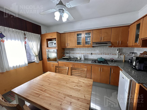 Espectacular Casa 4 Ambientes En Venta Con Quincho, Lomas Del Mirador