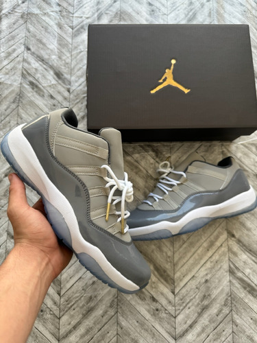 Jordan 11 Low Cool Grey Gris Talla 26