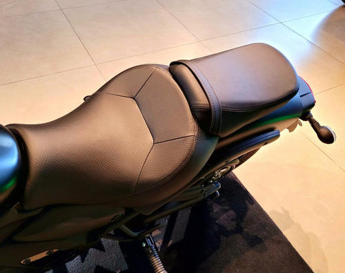 #009 - Kawasaki Vulcan S Abs - 2025 - Royal Enfield