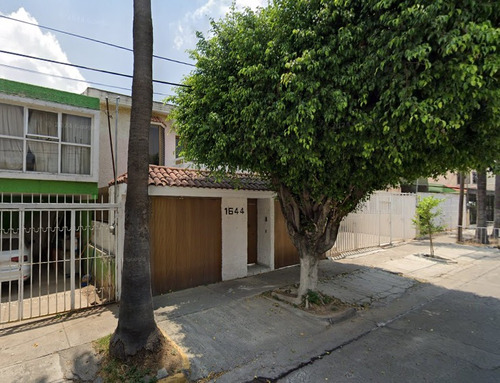 An-remato Casa En Colonia Pinar De La Calma, Rio Bec, Zapopan, Jalisco.