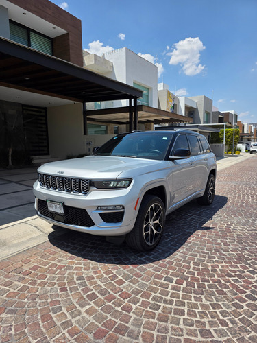Jeep Grand Cherokee 5.7 Summit 4x4 Mt