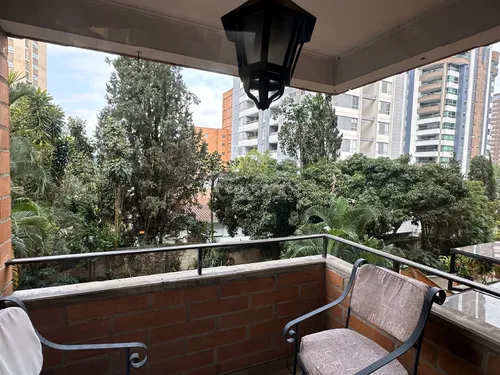 Apartamento En Arriendo En Castropol. Cod A776002