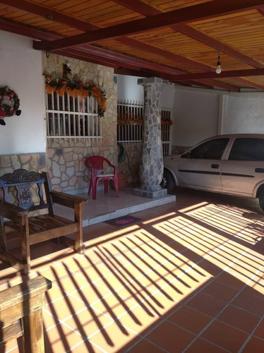 Imagen 2 de 20 de Casa En Venta En La Morita I Maracay // 04243385555