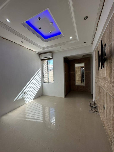 Imagen 10 de 14 de Townhouse En Alquiler