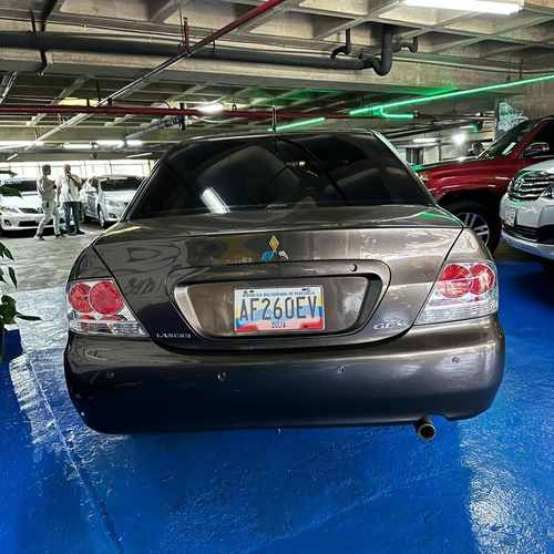 Imagen 3 de 5 de Mitsubishi Lancer Glx 2014