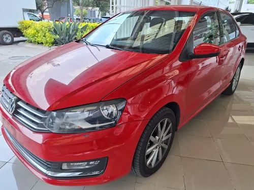 Volkswagen Vento 1.6 Highline At