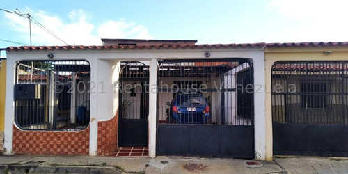 Imagen 2 de 30 de Casas En Venta El Paraiso Cabudare 22-2652 /m