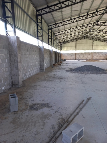Imagen 7 de 10 de Venta Espectacular Galpon Sobre Ruta 5 Mercedes Bsas