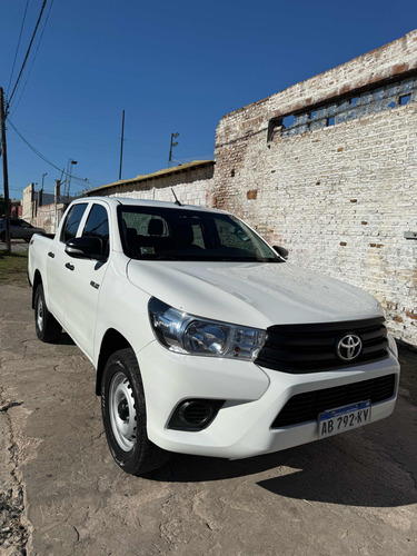 Toyota Hilux 2.4 Cd 150cv 4x2