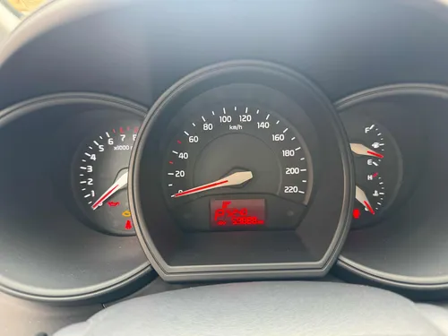 Kia Rio 1.4 Ub Ex Automatico Poco Km Unica Dueña